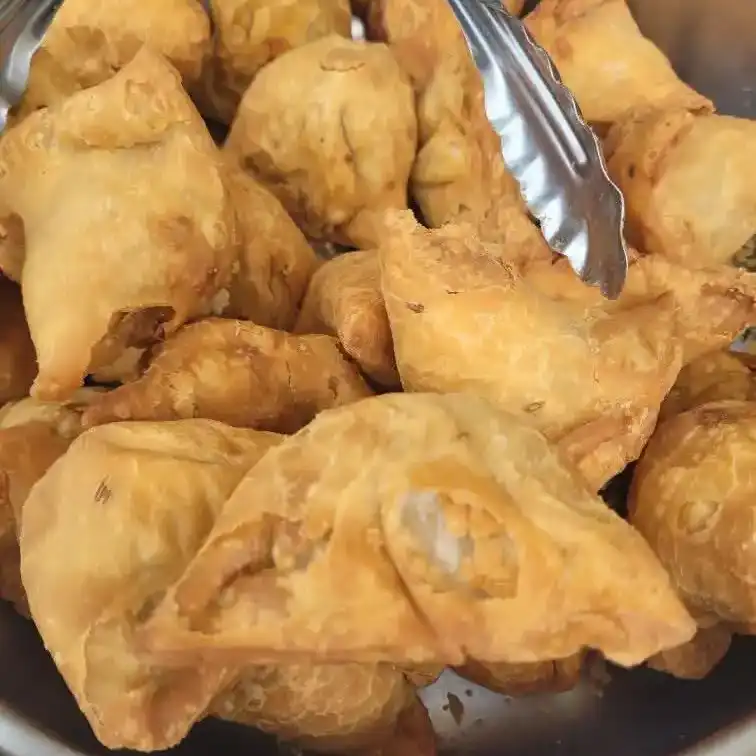 8 Veg Samosa Platter at Tulsi