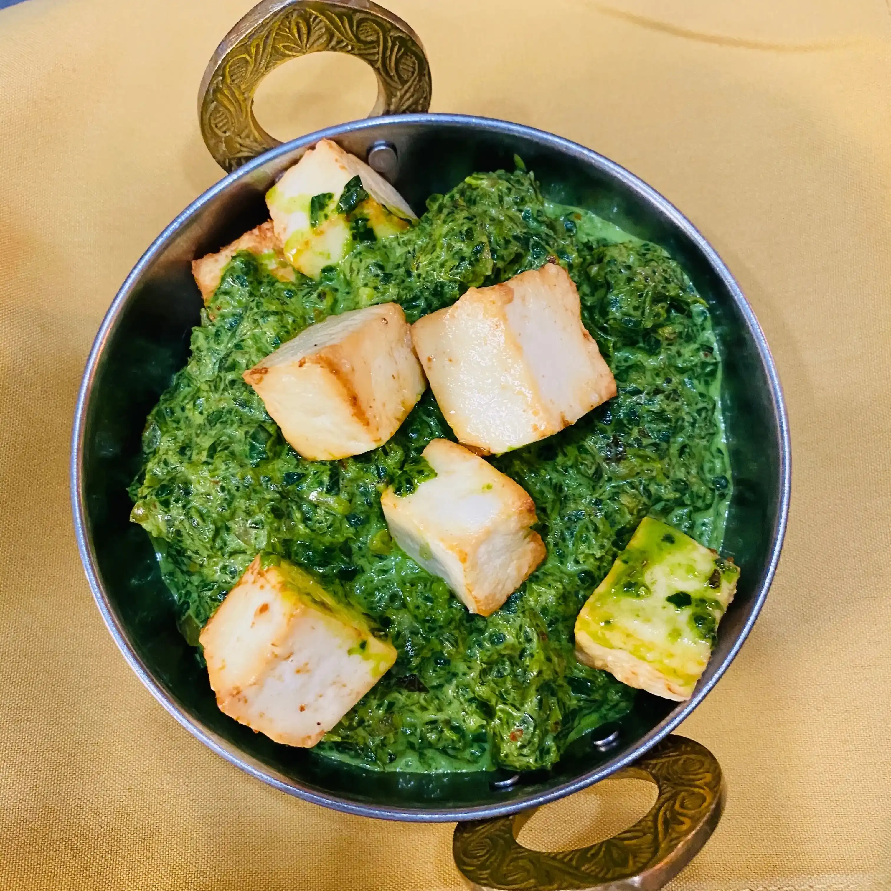 Palak Paneer lunch - 12oz at Tulsi