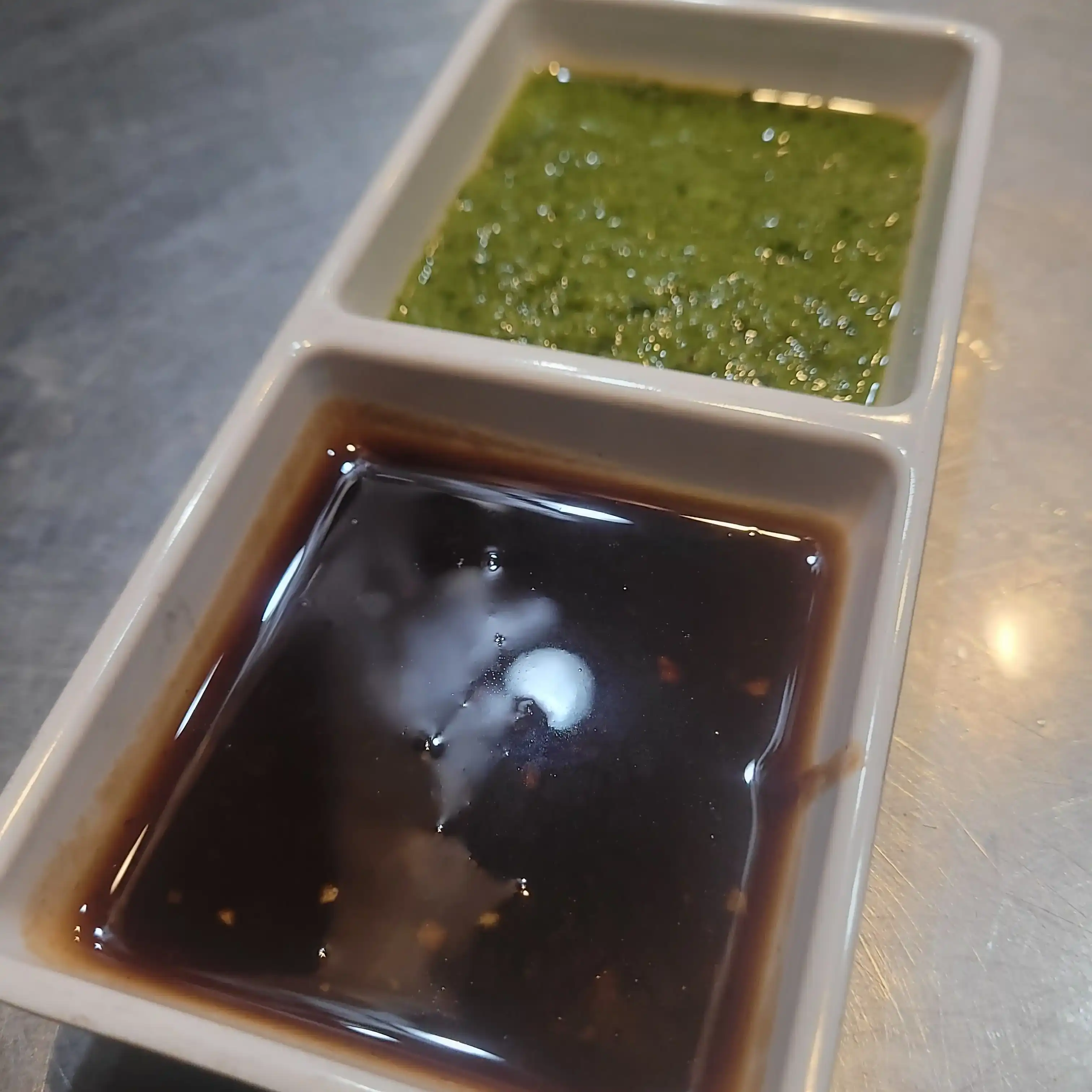 Chutney Tray / Tamarind-1oz & Cilantro -1oz at Tulsi